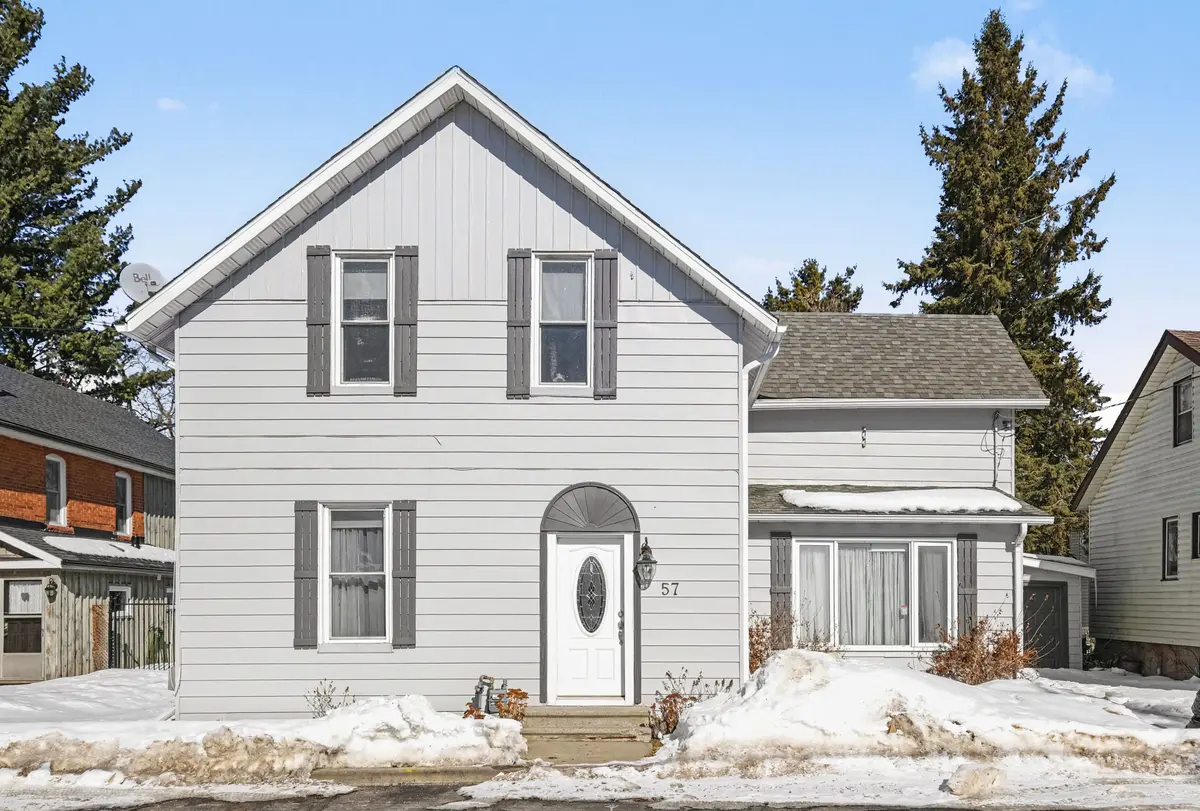 57 Charles ST, Carleton Place, ON K7C 2Y2