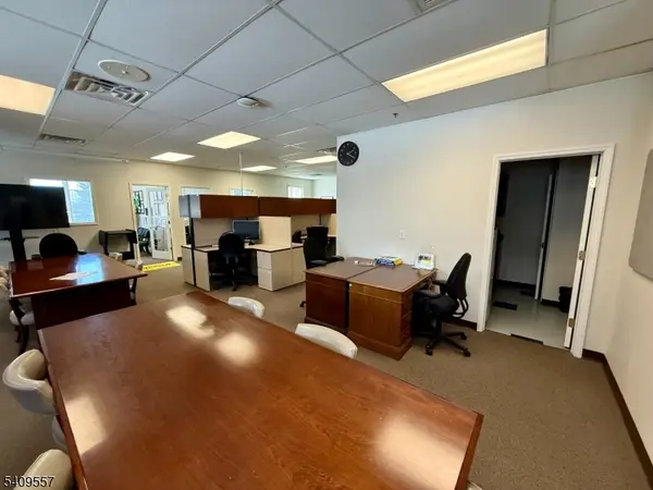 43 Bloomfield Ave, Mountain Lakes Boro, NJ 07046