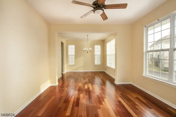 123 Winding Hill Dr, Mount Olive Twp., NJ 07828