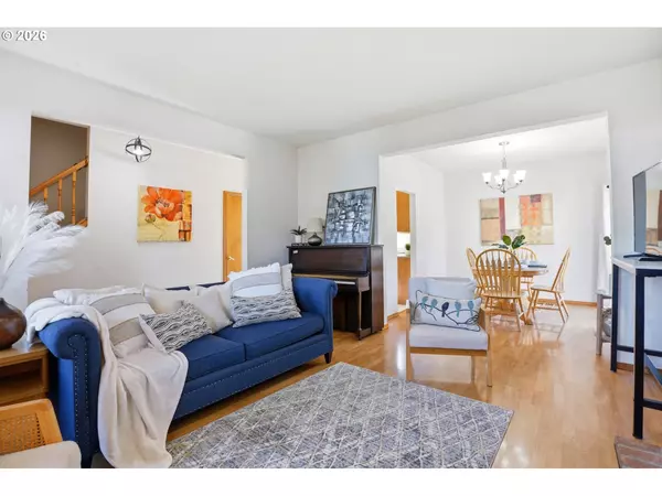 Newberg, OR 97132,404 E BRANDON DR