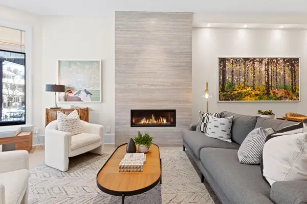 524 Euclid AVE, Toronto C01, ON M6G 2T2