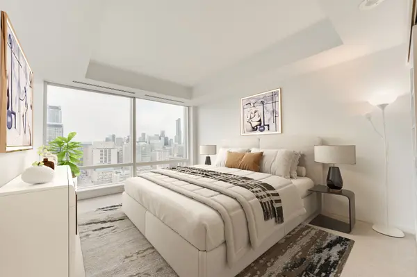 180 University AVE #3205, Toronto C01, ON M5H 0A2