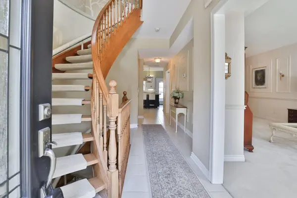 2407 Woodward AVE #4, Burlington, ON L7R 4J2