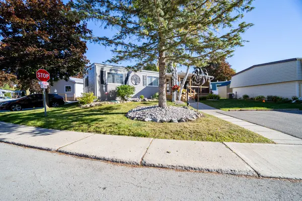 154 Pebble Beach Pkwy, South Huron, ON N0M 1T0