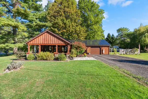 1 Mac Tavesh ST, Bluewater, ON N0M 1G0