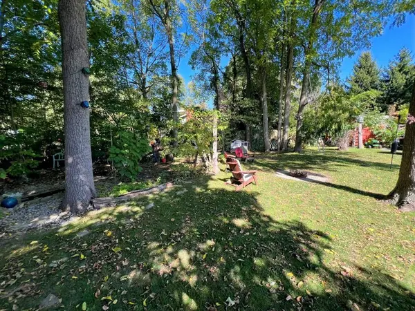 12 Sarnia ST, Bluewater, ON N0M 1G0