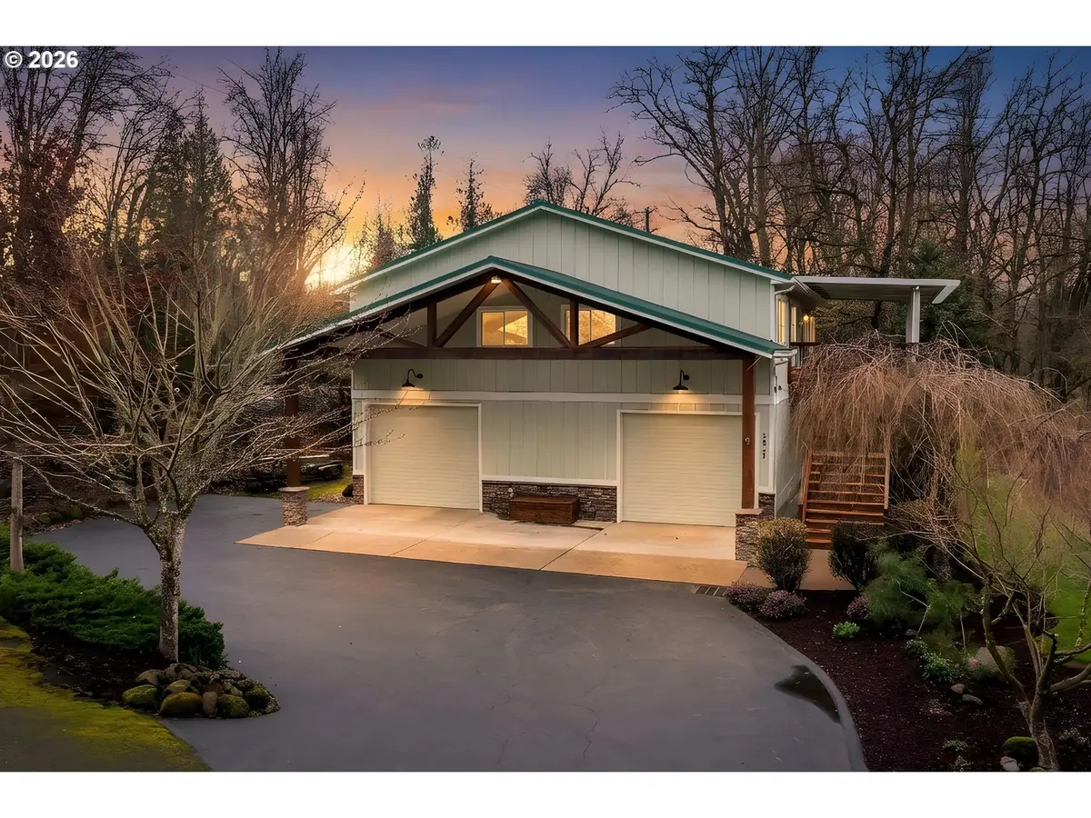 5601 S ANDERSON RD, Aurora, OR 97002