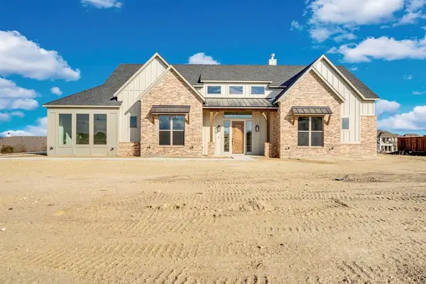 713 Nocona Drive, Aledo, TX 76008