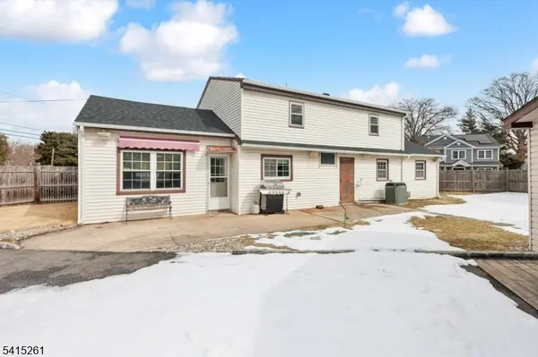 32 Glenville Rd, Edison Twp., NJ 08817