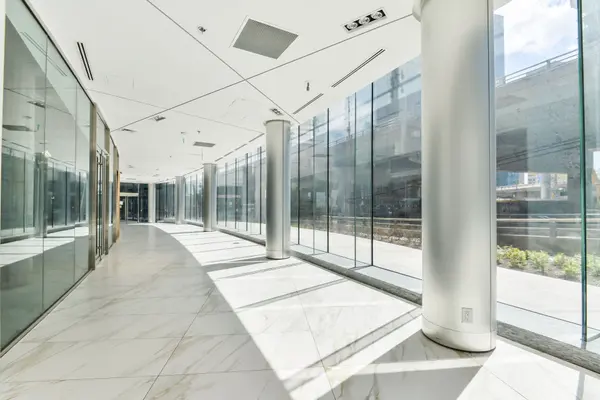 12 York ST #4209, Toronto C01, ON M5J 0A9