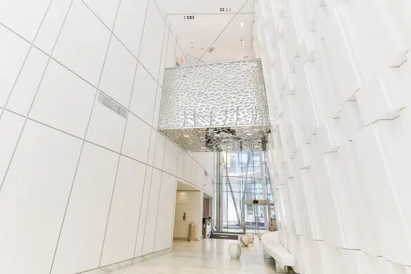 12 York ST #4209, Toronto C01, ON M5J 0A9