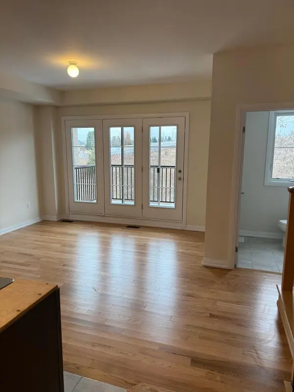 34 Coote CT, Pickering, ON L1T 0P5