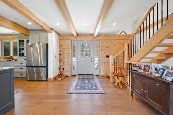 1935 Mcleod DR, Severn, ON P0E 1N0