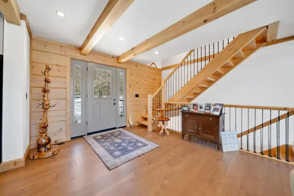 1935 Mcleod DR, Severn, ON P0E 1N0