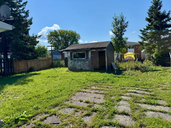 17 Lemarier ST, Kapuskasing, ON P5N 2S7