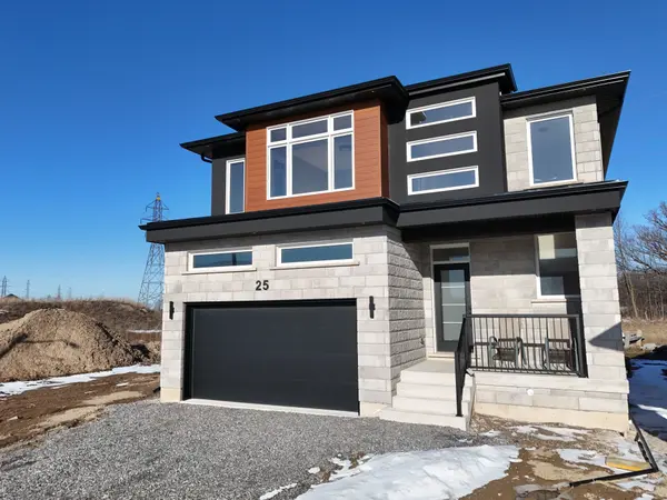 25 Elvira WAY, Thorold, ON L2V 0M7