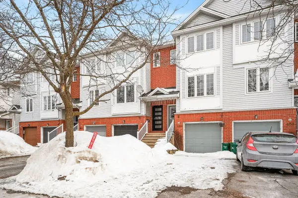 460 Seyton DR, Bells Corners And South To Fallowfield, ON K2H 1G2