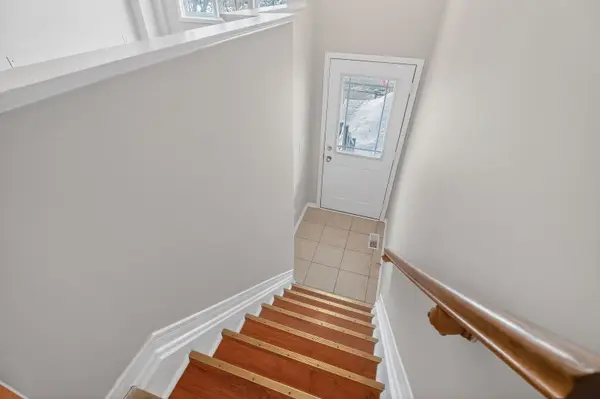 460 Seyton DR, Bells Corners And South To Fallowfield, ON K2H 1G2