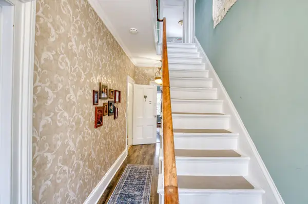 75 Robert ST, Greater Napanee, ON K7R 2M2