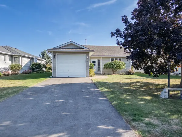 14 Elmdale DR, Prince Edward County, ON K0K 3L0
