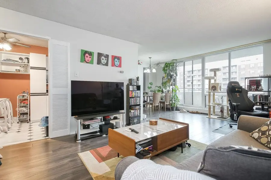 101 Prudential DR #1410, Toronto E04, ON M1P 4S5