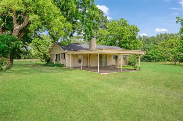 4400 N State Highway 121, Bonham, TX 75418
