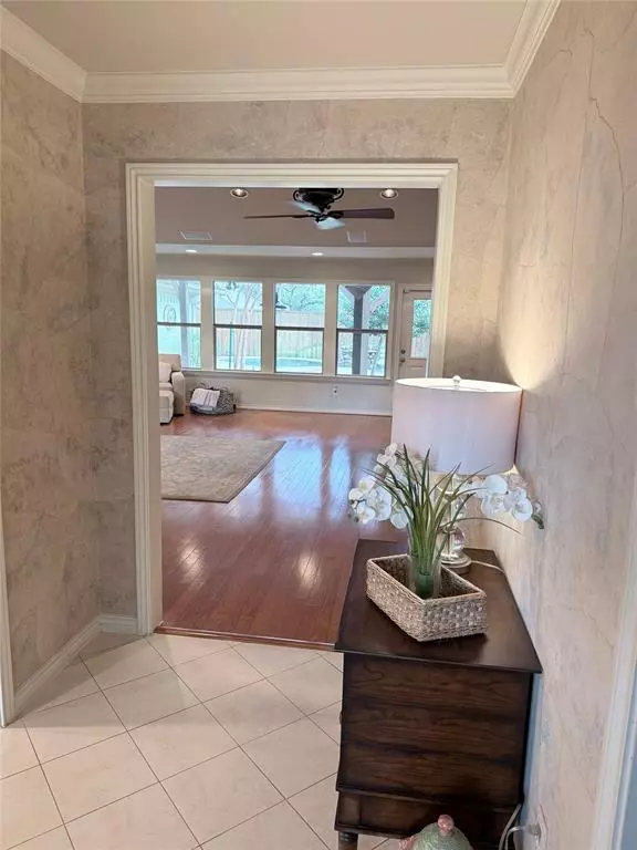 Dallas, TX 75248,6622 Regalbluff Drive