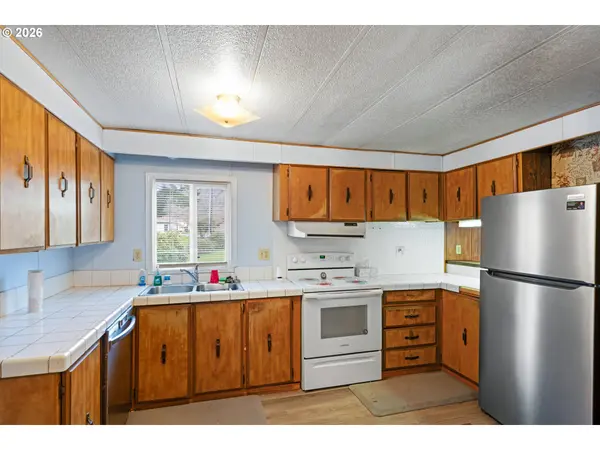 Springfield, OR 97478,7080 THURSTON RD #02