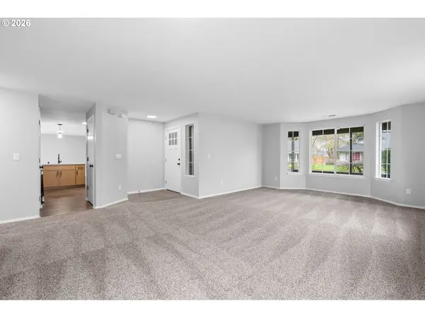 15805 NE 48TH CIR, Vancouver, WA 98682