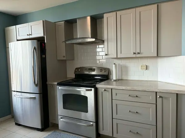 11 Thorncliffe Pk DR #607, Toronto C11, ON M4H 1P3