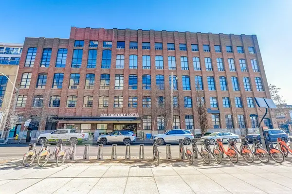 43 Hanna AVE #701, Toronto C01, ON M6K 1X1