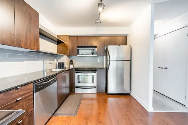 33 Lombard ST #308, Toronto C08, ON M5C 3H8