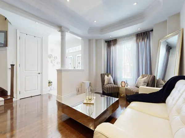 74 Foresta DR, Vaughan, ON L4H 0N5