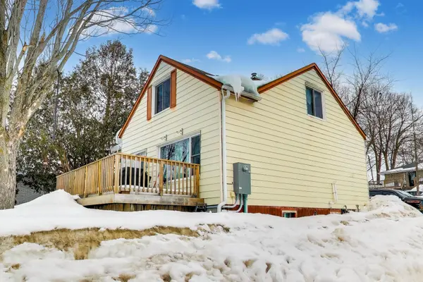 147 Berczy ST, Barrie, ON L4M 3R5