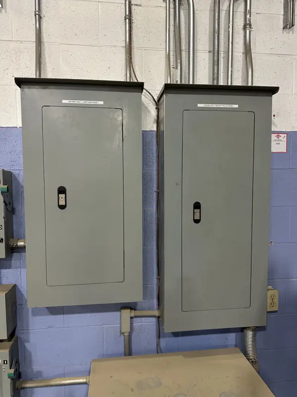 118 Milvan DR #Unit 1 & 2, Toronto W05, ON M9L 1Z9