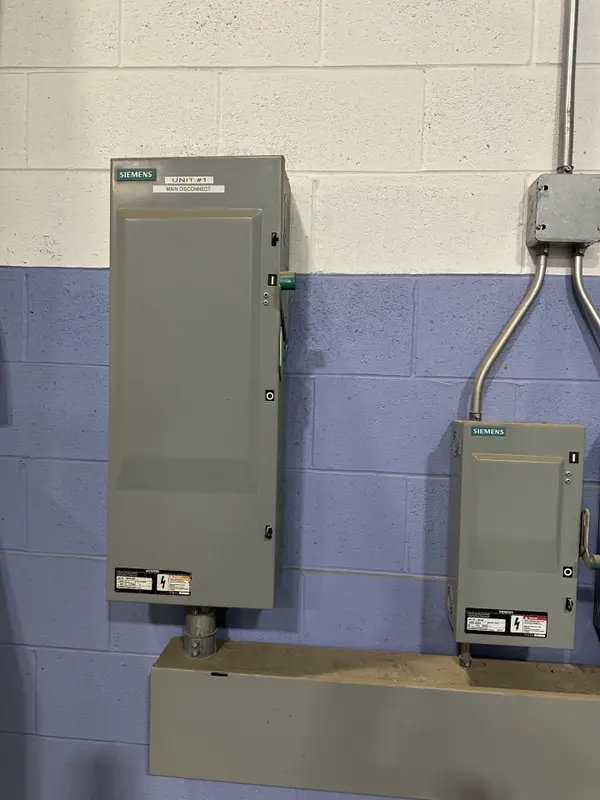 118 Milvan DR #Unit 1 & 2, Toronto W05, ON M9L 1Z9