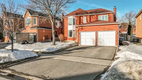 7 Laidlaw AVE, Brampton, ON L6S 5W1