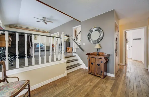 77 2nd Street CRES, Hanover, ON N4N 3K3