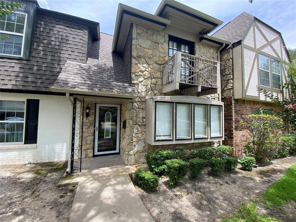 6 One Main Place, Benbrook, TX 76126