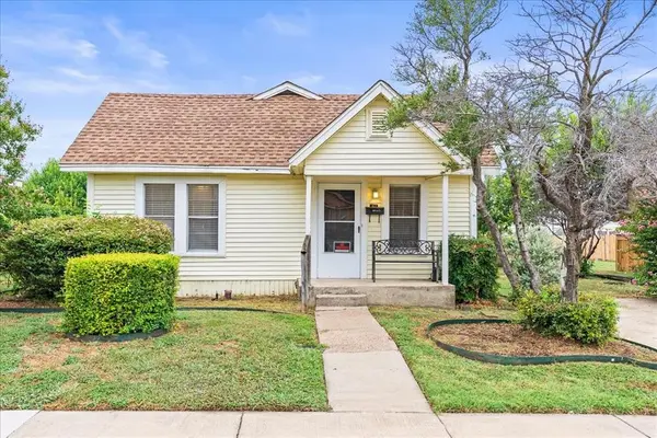 1117 F Avenue, Plano, TX 75074