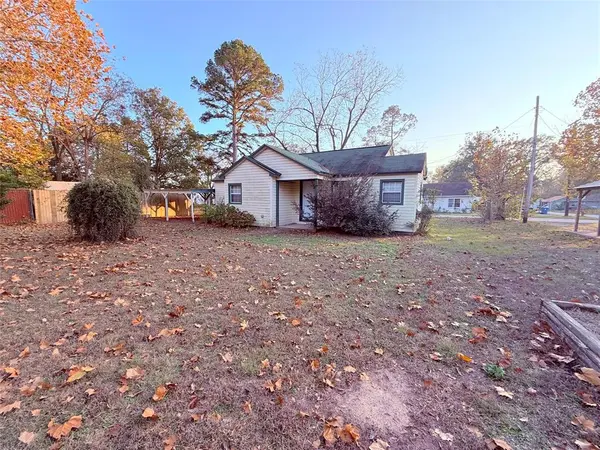 303 Jeannine Street, Winnsboro, TX 75494