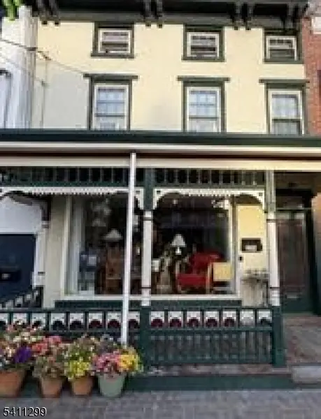 20 N Union St, Lambertville City, NJ 08530