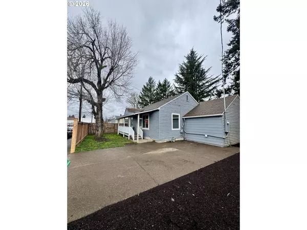 Portland, OR 97266,8241 SE RAYMOND CT