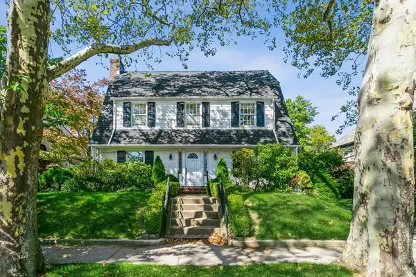 8038 Harbor View TER, Brooklyn, NY 11209