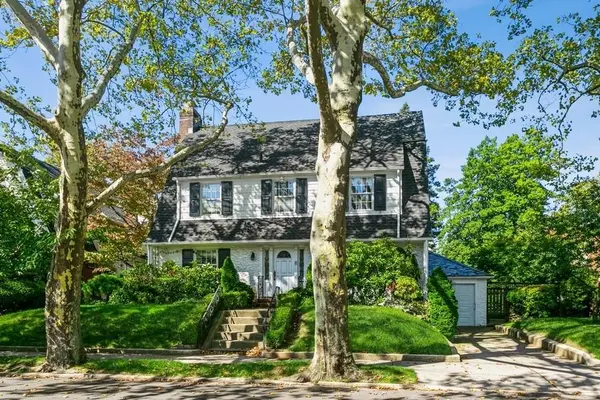 8038 Harbor View TER, Brooklyn, NY 11209