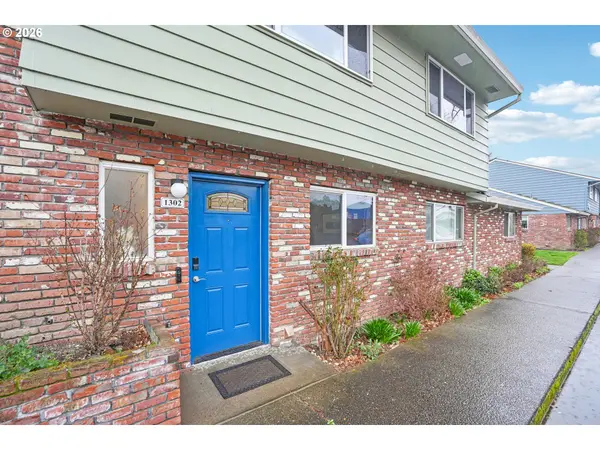 1302 NE HOGAN DR, Gresham, OR 97030