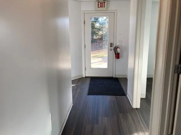 6170 US-31 N, Acme Twp, MI 49690