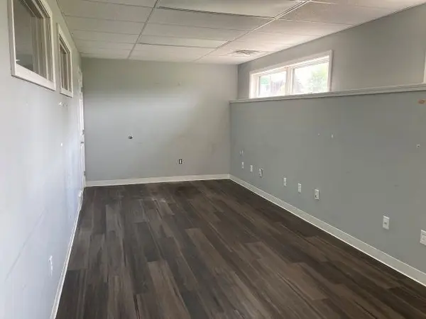 6170 US-31 N, Acme Twp, MI 49690