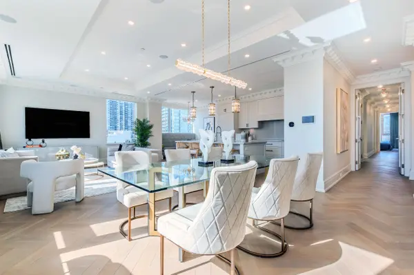 128 Hazelton AVE #602, Toronto C02, ON M5R 2E2