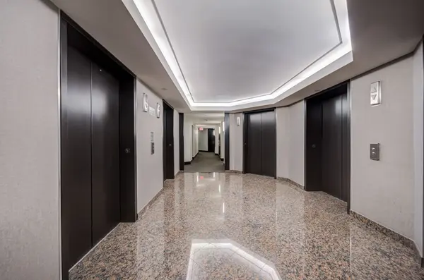 38 Elm ST #501, Toronto C01, ON M5G 2K5